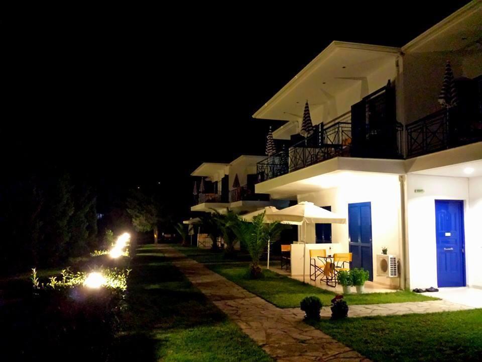 Nymphs Rooms & Apartments Nikiana Ngoại thất bức ảnh